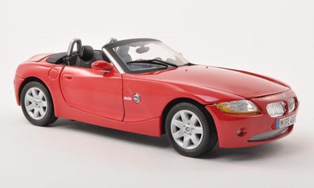 Bmw Z4 E85 1/18 Motormax E85 rood 2008 modelauto