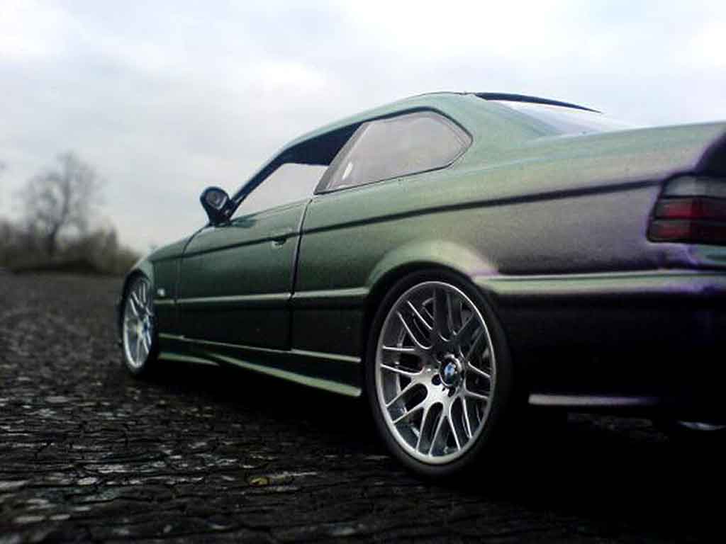 Bmw M3 E36 1/18 Ut Models E36 peinture cameleon jantes m5 modelauto