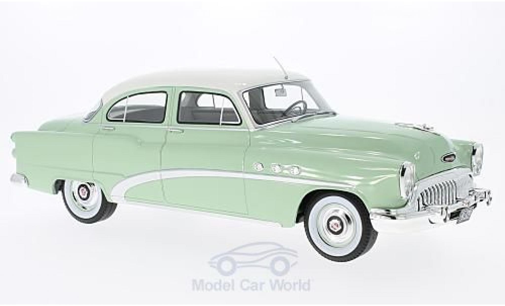 Buick Special 1/18 BoS Models 4-Door Tourback Sedan groen/wit 1953 modelauto