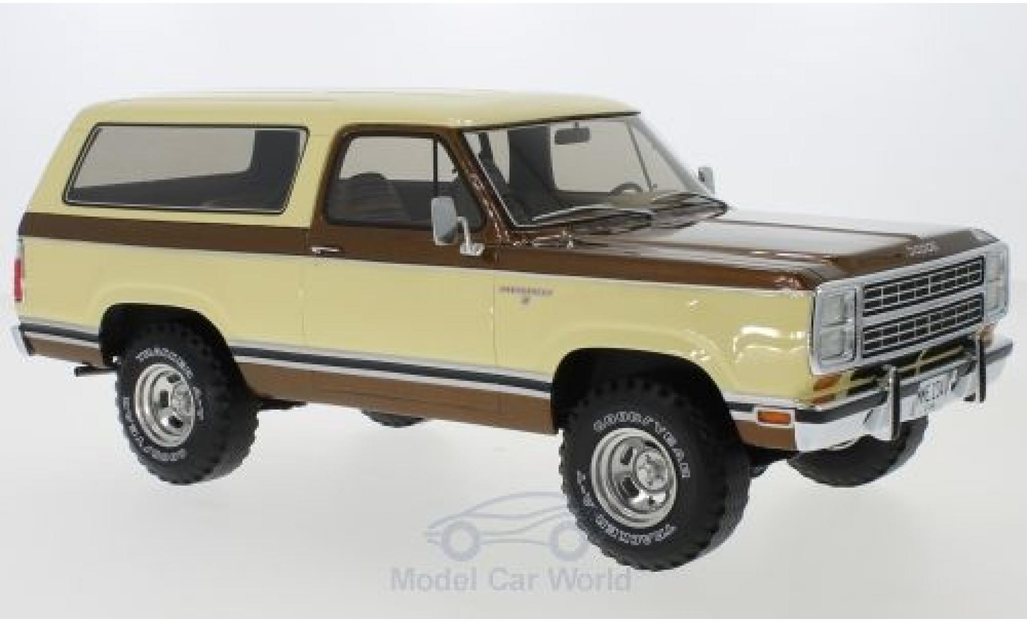 Dodge RAM 1/18 BoS Models Ramcharger beige/metallic bruin 1979 modelauto