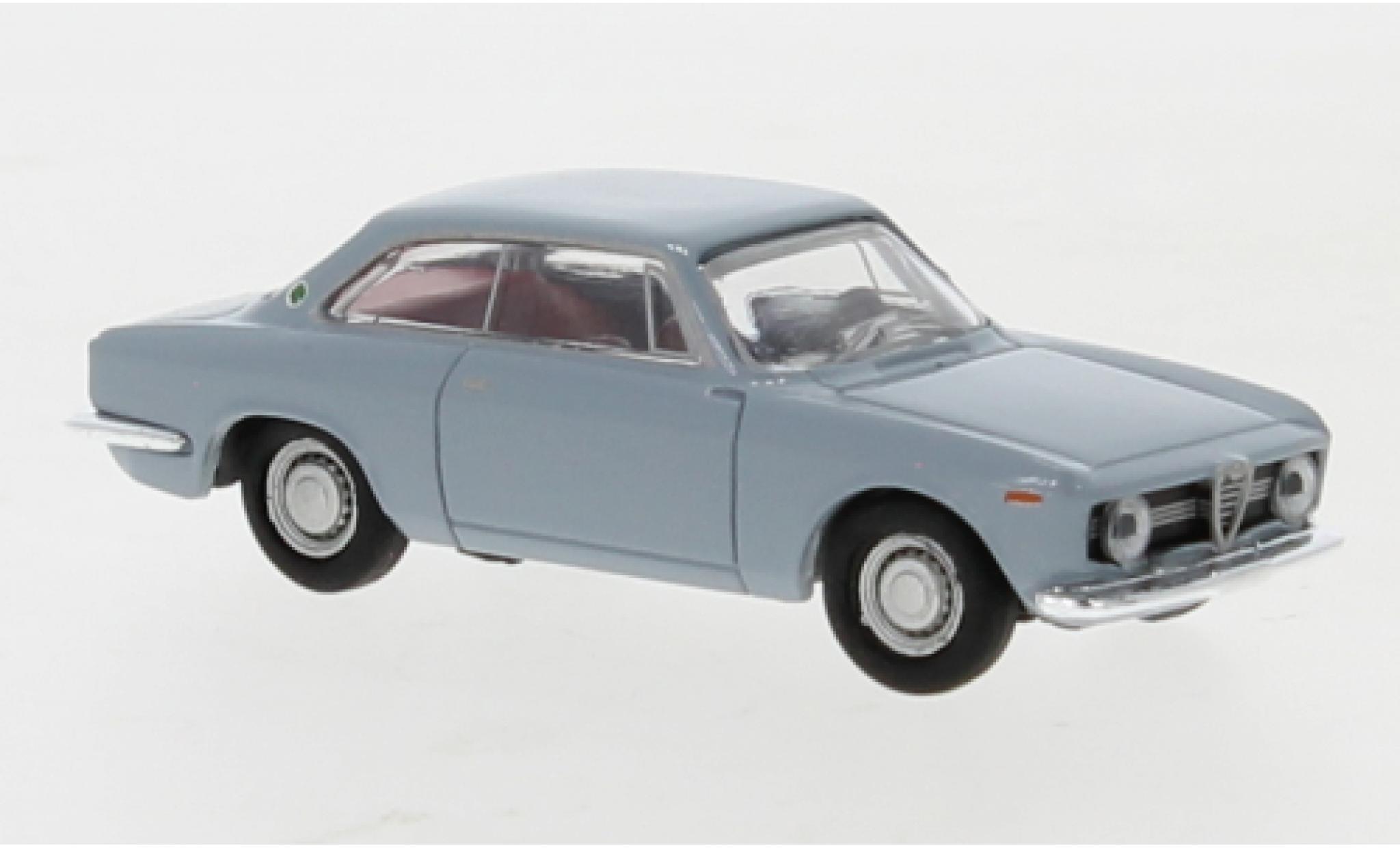 Alfa Romeo Giulia 1/87 Brekina Sprint GT grijs 1974 modelauto