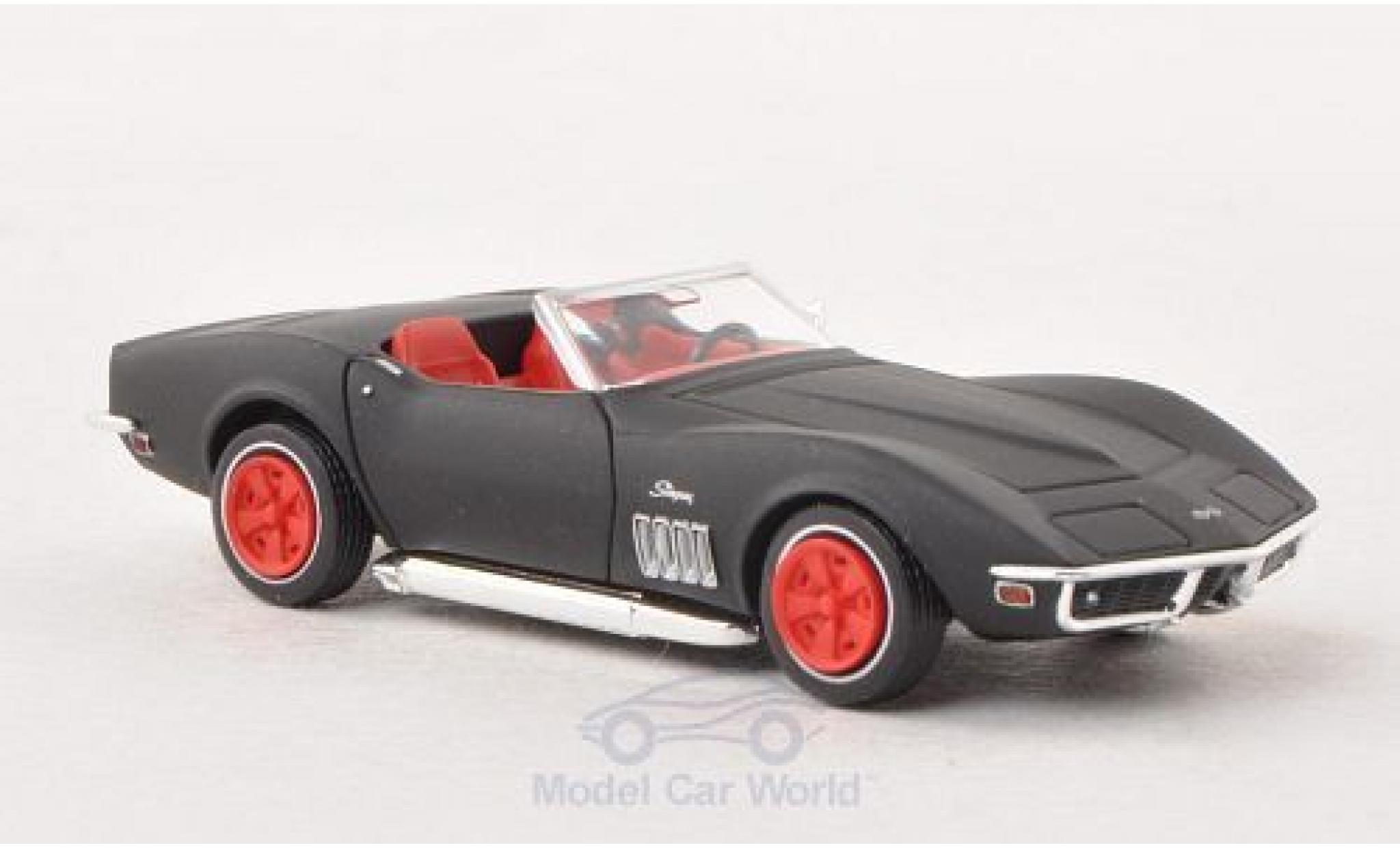 Chevrolet Corvette 1/87 Brekina C3 matt-zwart modelauto