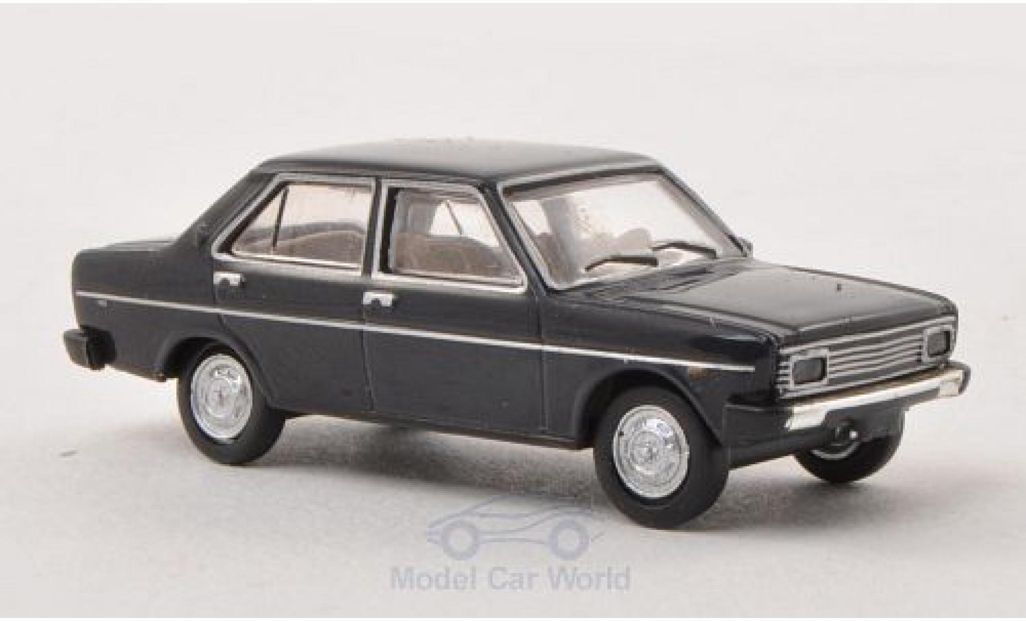 Fiat 131 1/87 Brekina Mirafiori zwart Ausf&uuml;hrung mit Rechteckscheinwerfern modelauto