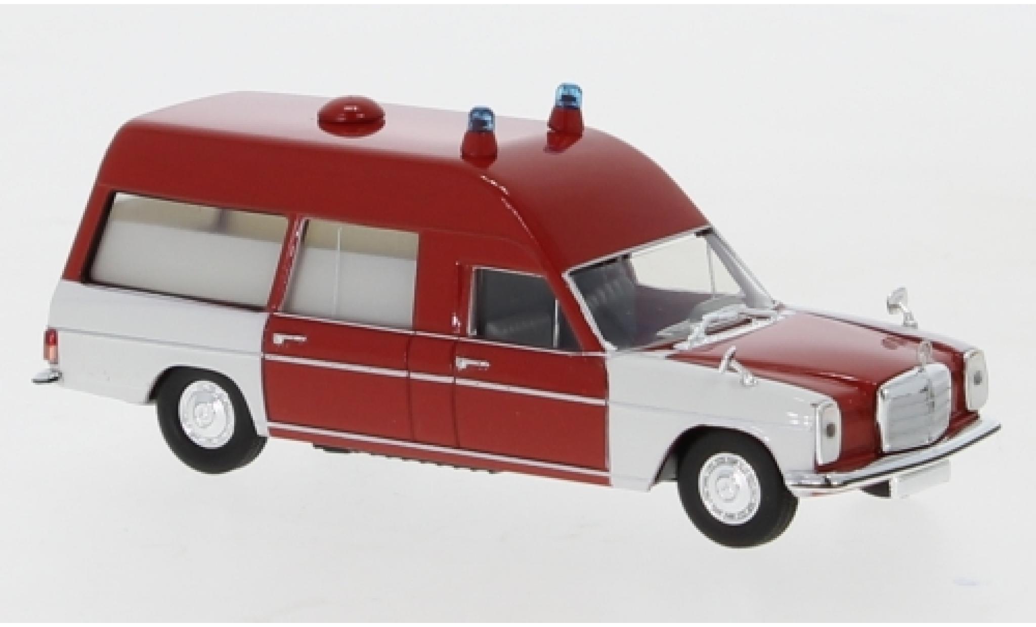 Mercedes /8 1/87 Brekina KTW rood/wit 1970 modelauto