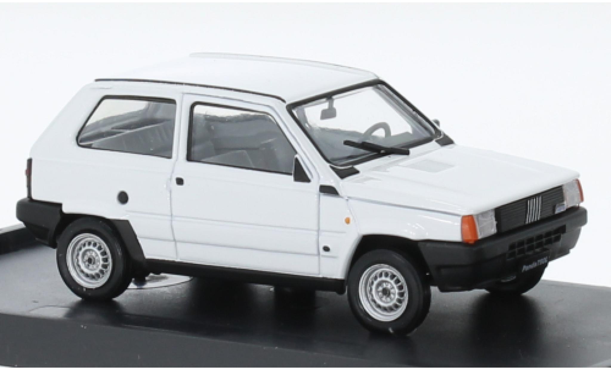 Fiat Panda 1/43 Brumm 750L Supernova wit 1986 modelauto