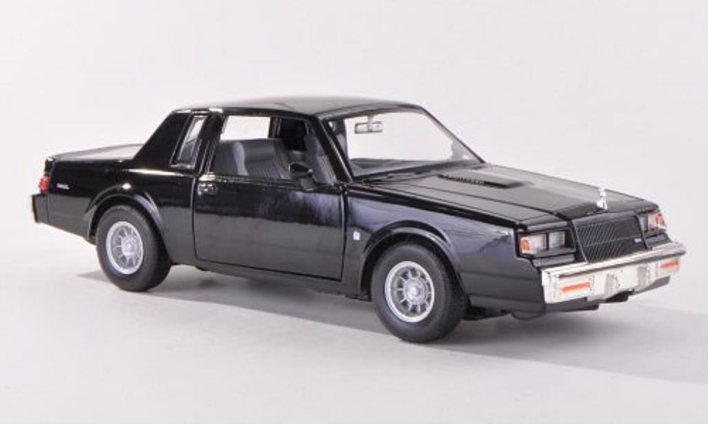 Buick Regal 1/24 Motormax zwart 1987 modelauto