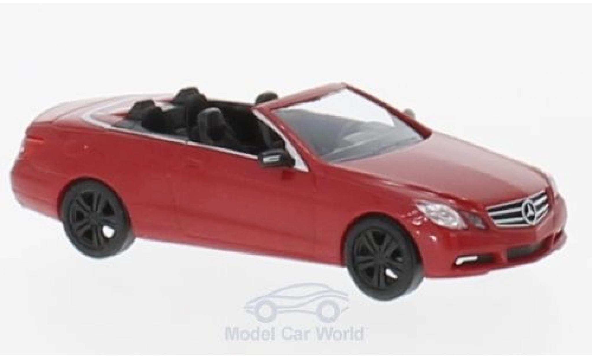Mercedes Classe E 1/87 Busch Cabriolet Sport (A 207) rood 2010 modelauto