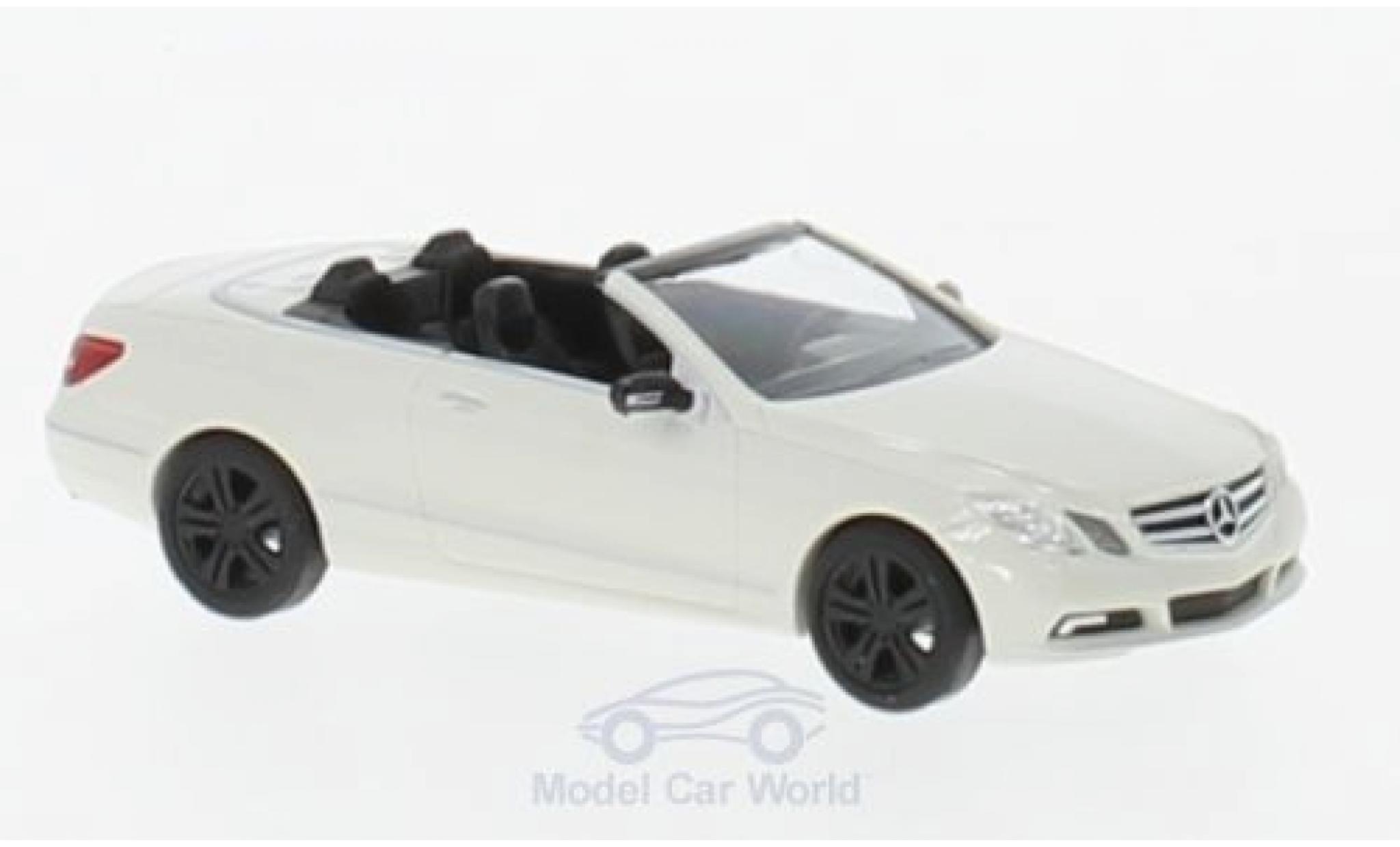 Mercedes Classe E 1/87 Busch Cabriolet Sport (A 207) wit 2010 modelauto