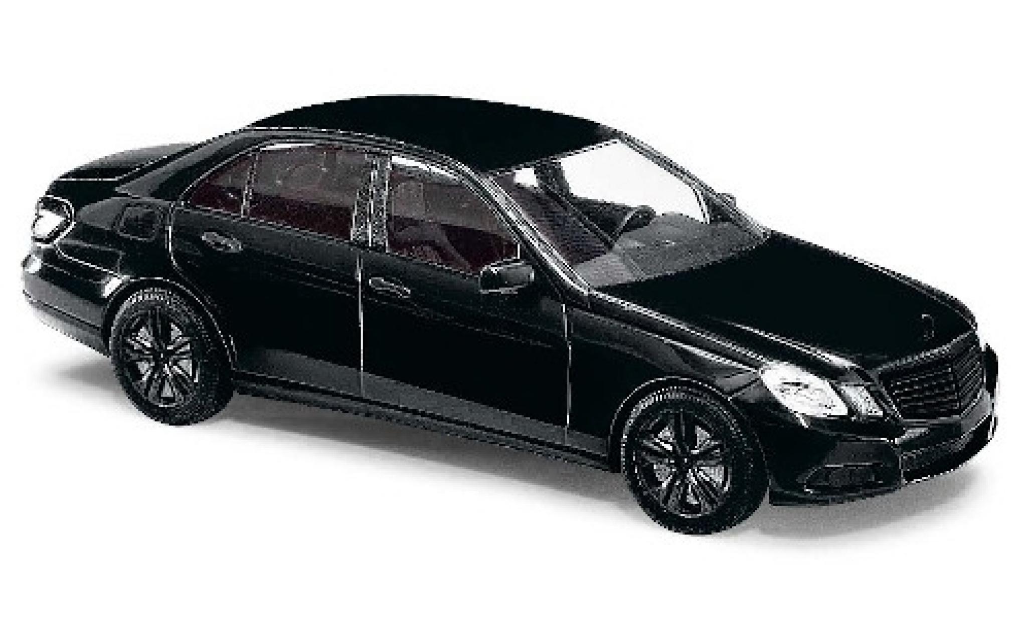 Mercedes Classe E 1/87 Busch (W212) metallic zwart Black Edition modelauto