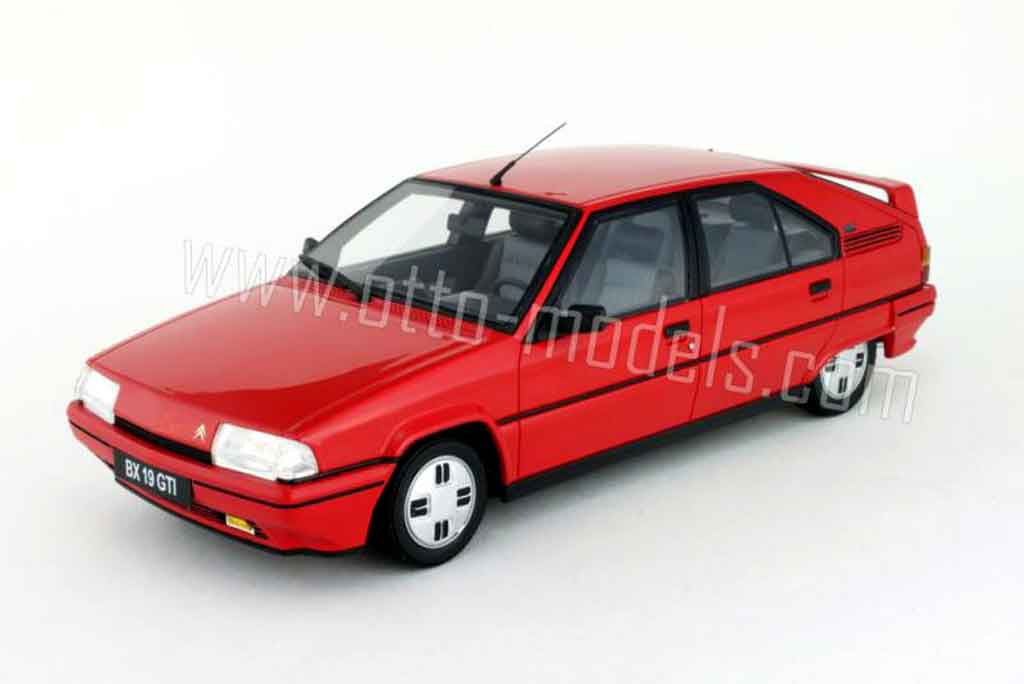 Citroen BX 1/18 Ottomobile 19 gti rood modelauto