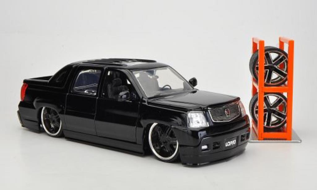 Cadillac Escalade 1/24 Jada Toys EXT Tuning zwart 2002 modelauto