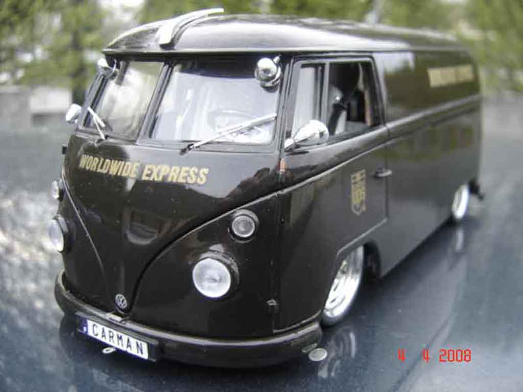 Volkswagen Combi 1/18 Solido ups modelauto