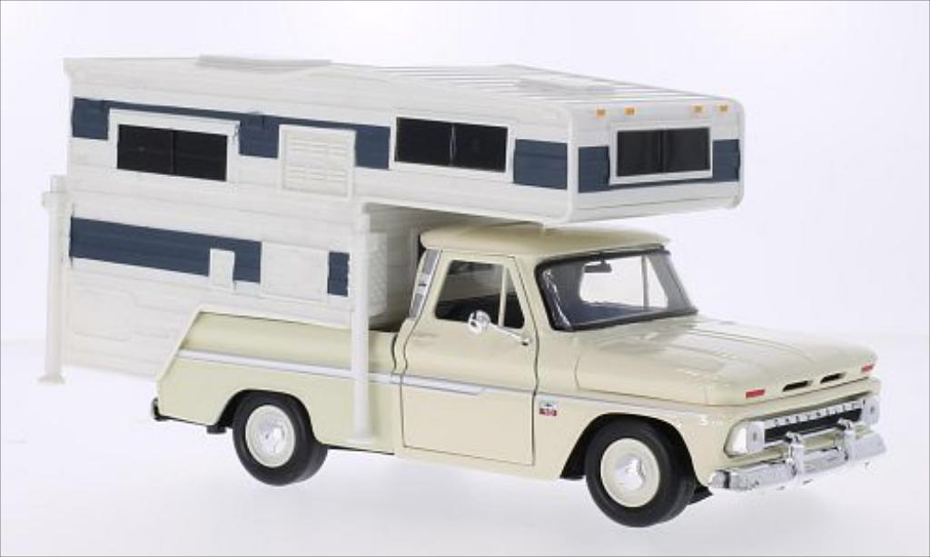 Chevrolet C-10 1/24 Motormax Custom beige modelauto
