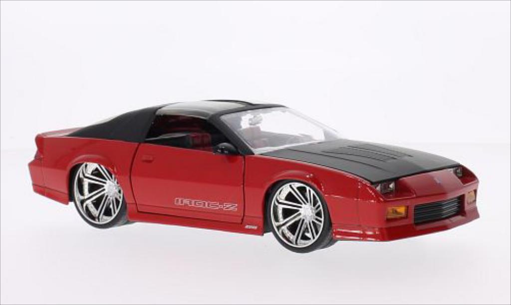Chevrolet Camaro Z28 1/24 Jada Toys Z28 IROC-Z Tuning rood/matt-zwart 1985 modelauto