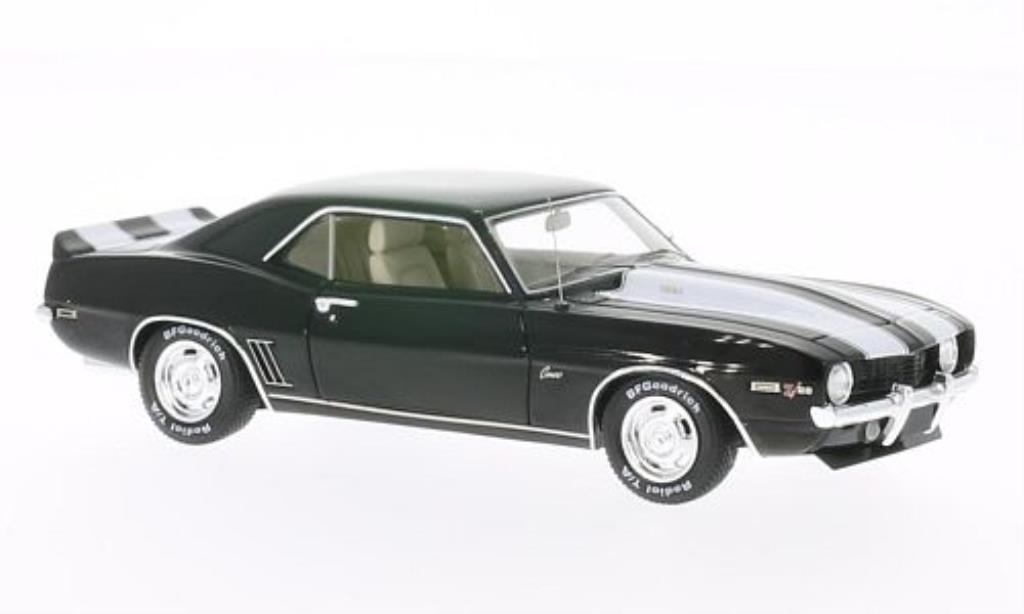 Chevrolet Camaro Z28 1/43 Spark Z28 zwart mit witen Streifen 1969 modelauto