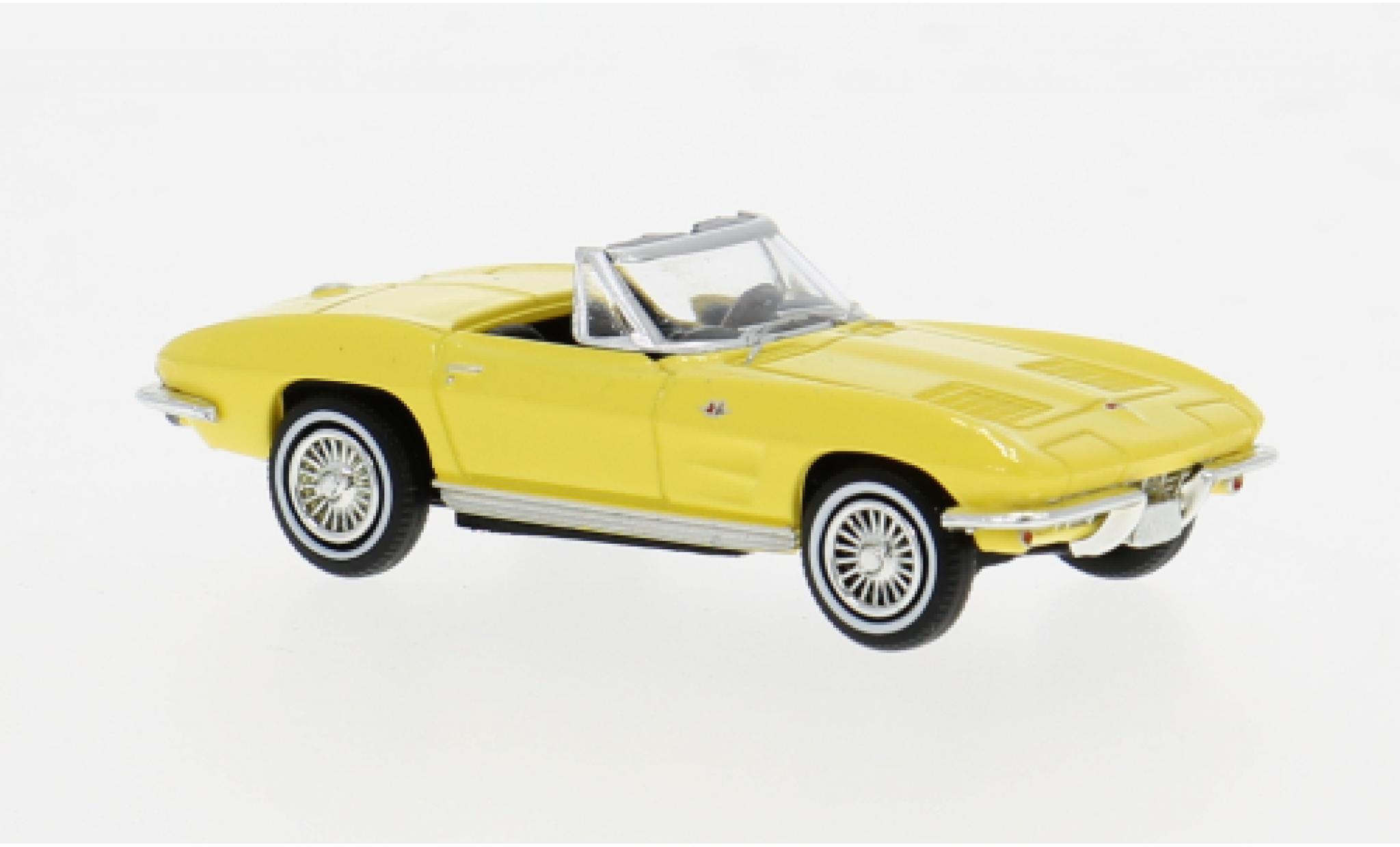 Chevrolet Corvette 1/87 Brekina C2 Cabrio geel 1962 1:87 modelauto