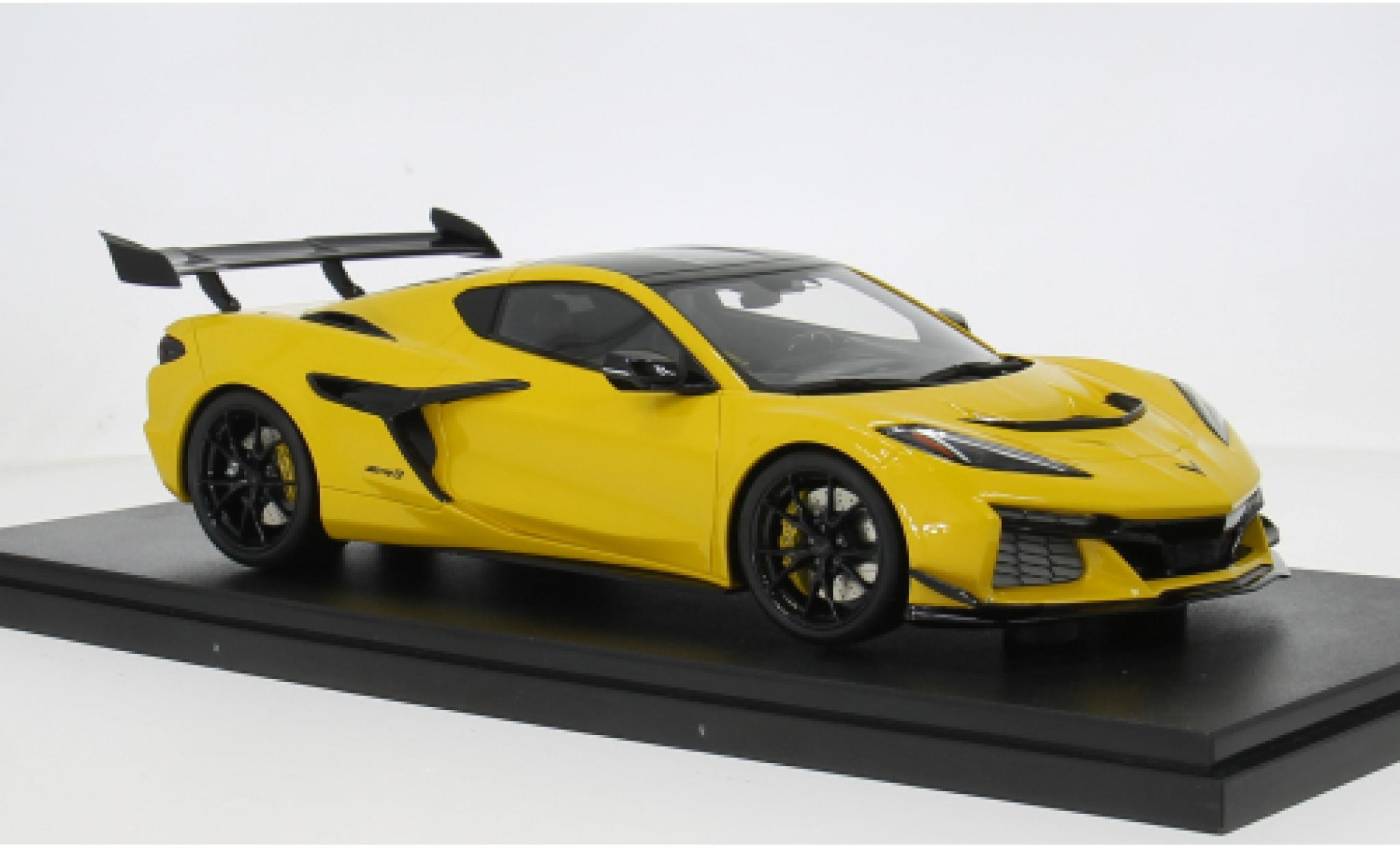 Chevrolet Corvette 1/18 GT Spirit ZR1 (C8) geel 2025 1:18 modelauto