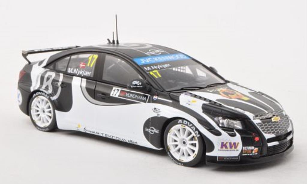 Chevrolet Cruze 1/43 Spark 1.6T No.17 Nika Racing WTCC 2013 modelauto