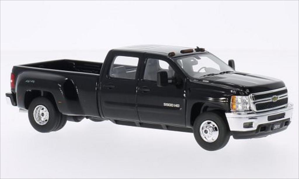 Chevrolet Silverado 1/43 GLM 3500HD zwart 2011 modelauto