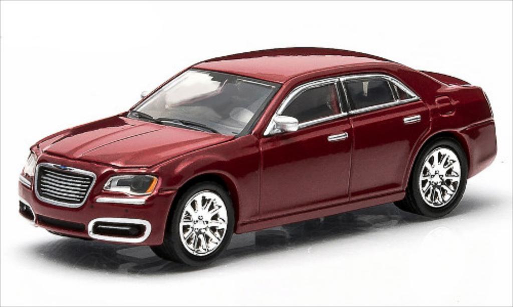 Chrysler 300C 1/64 Greenlight metallic rood 2013 modelauto