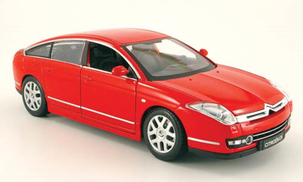 Citroen C6 1/20 Burago rood (1:20) modelauto
