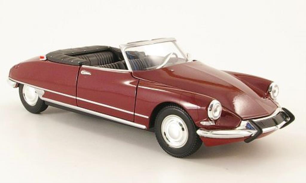 Citroen DS 19 1/24 Welly 19 Cabriolet rood offen modelauto