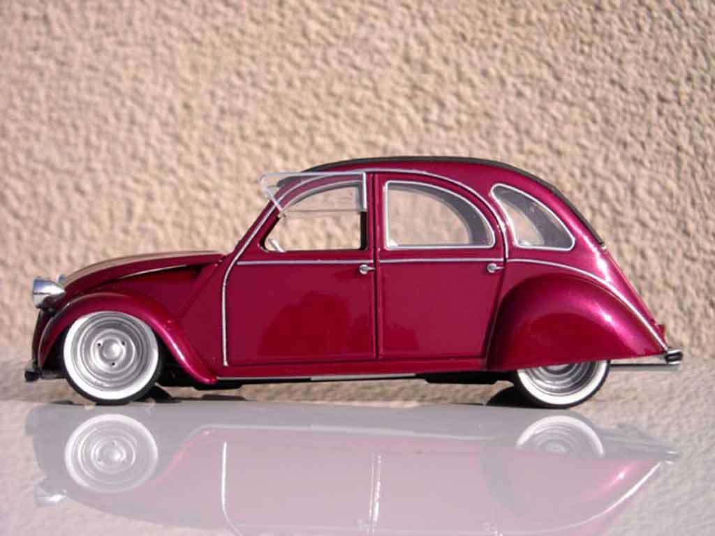 Citroen 2CV Berline custom blush effect 1/18 Solido