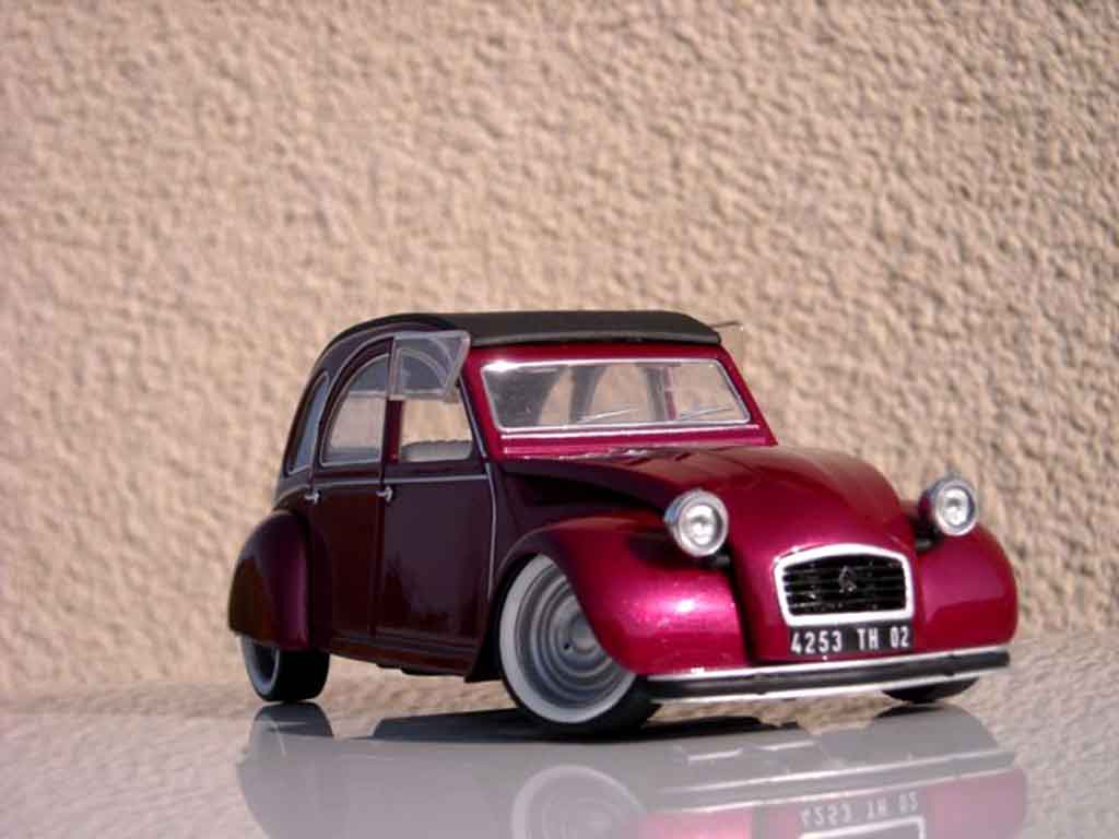 Citroen 2CV Berline custom blush effect 1/18 Solido