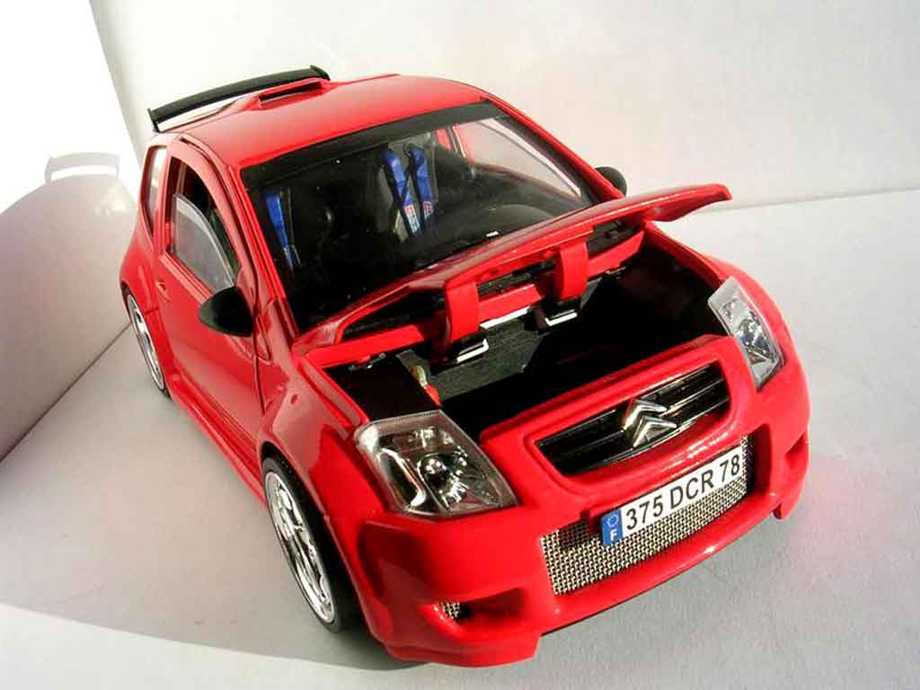 Citroen C2 Berline v6 sbarro 2005 1/18 Solido