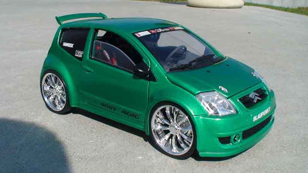 Citroen C2 tuning 1/18 Solido tuning vts jantes 18 pouces modelauto