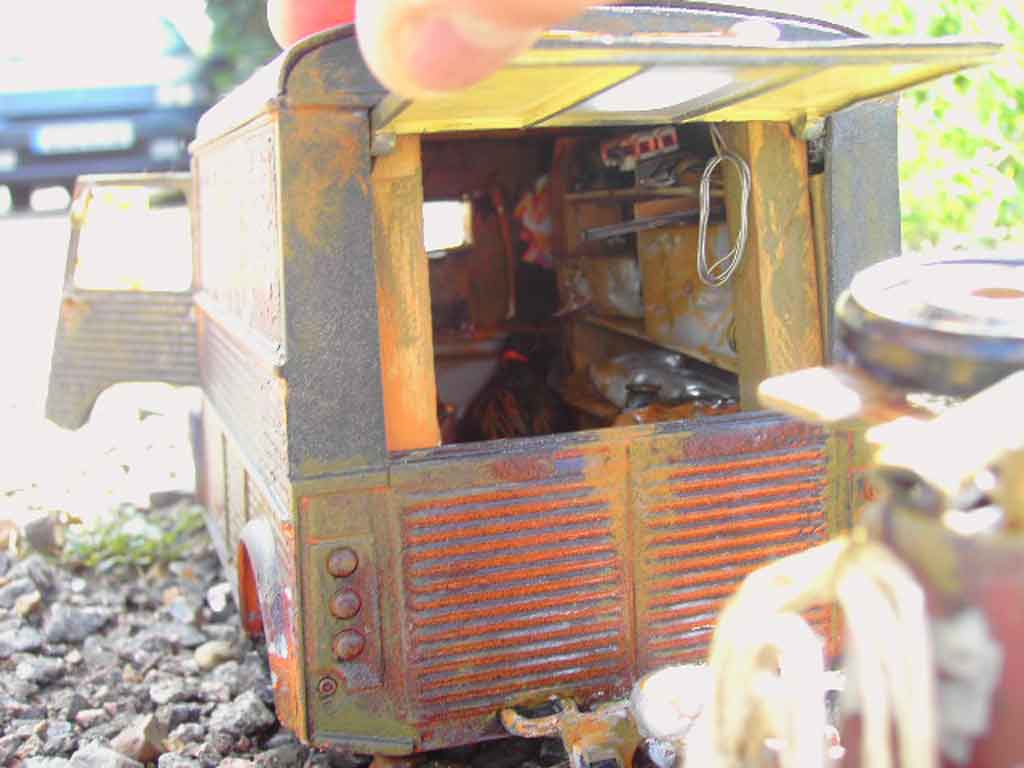 Citroen HY Fourgonnette rouille et remorque 1/18 Solido