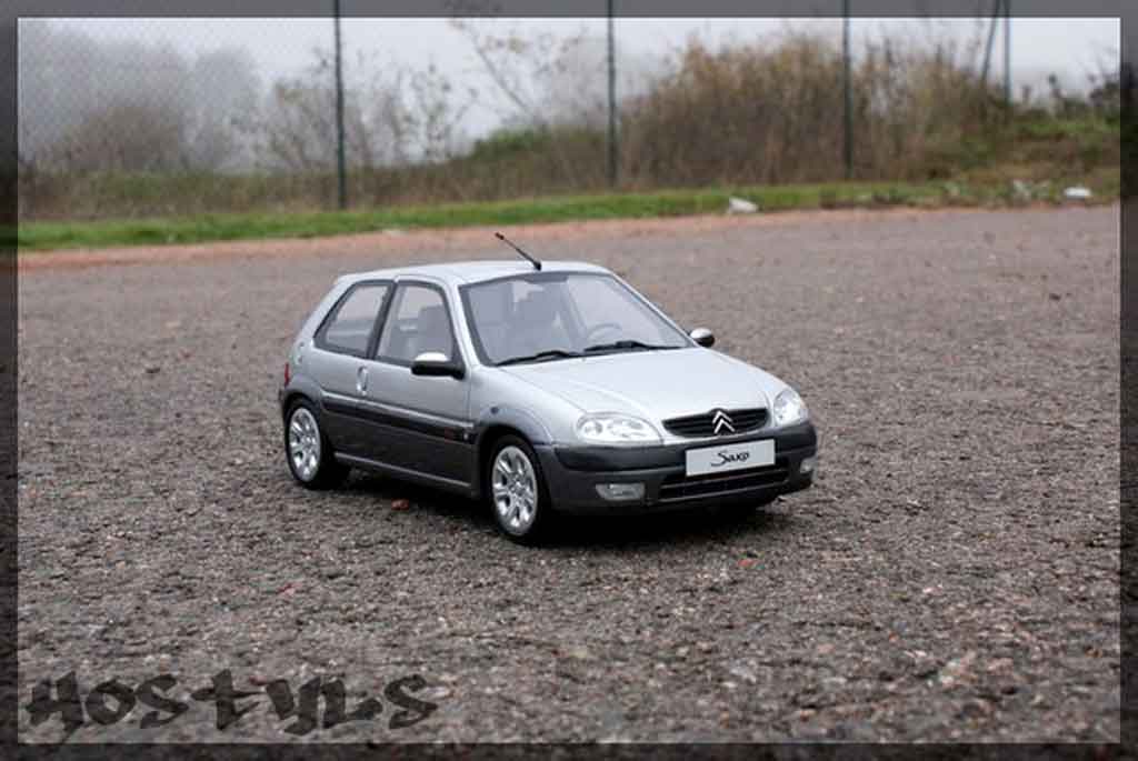 Citroen Saxo VTS grijs metallized 1/18 Ottomobile