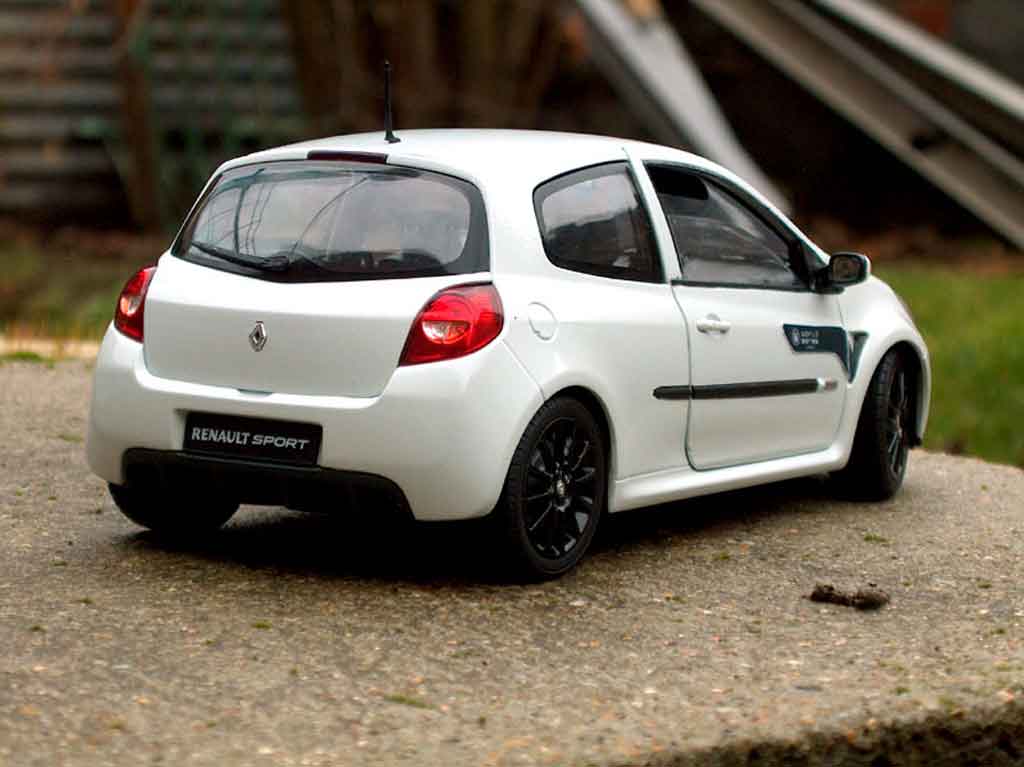 Renault Clio 3 RS wsr 1/18 Solido