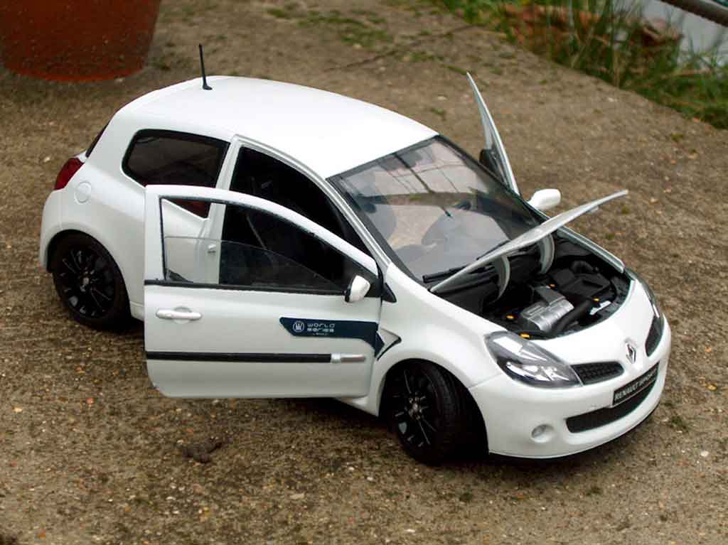 Renault Clio 3 RS wsr 1/18 Solido