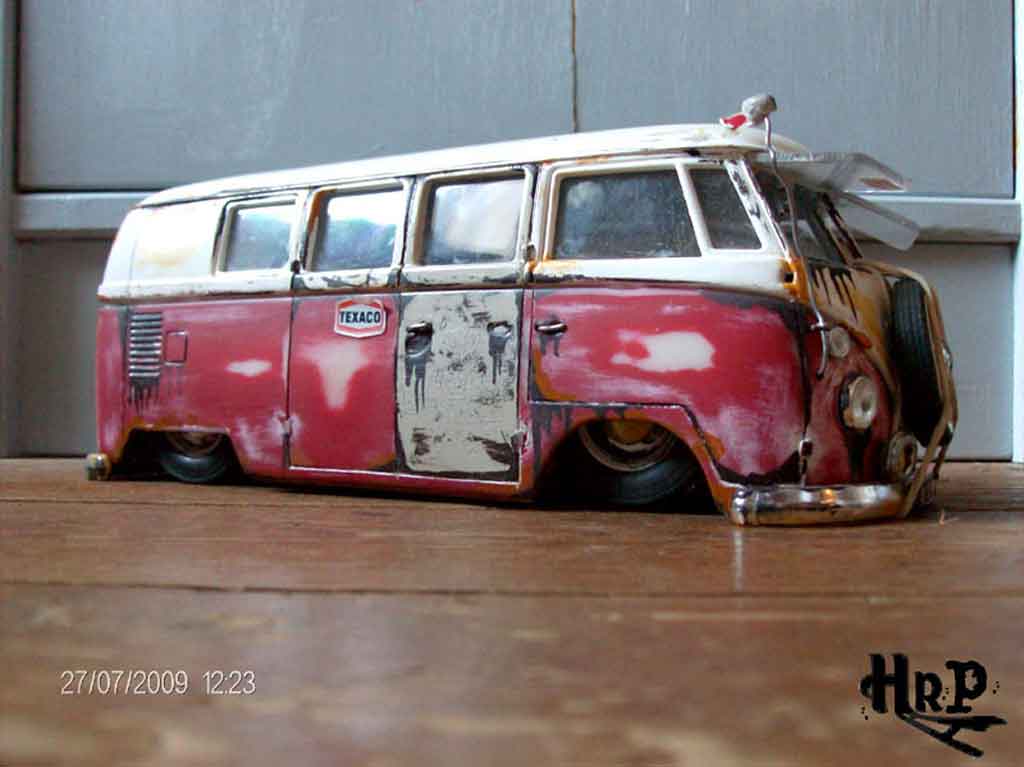 Volkswagen Combi 1/18 Solido hoodride modelauto