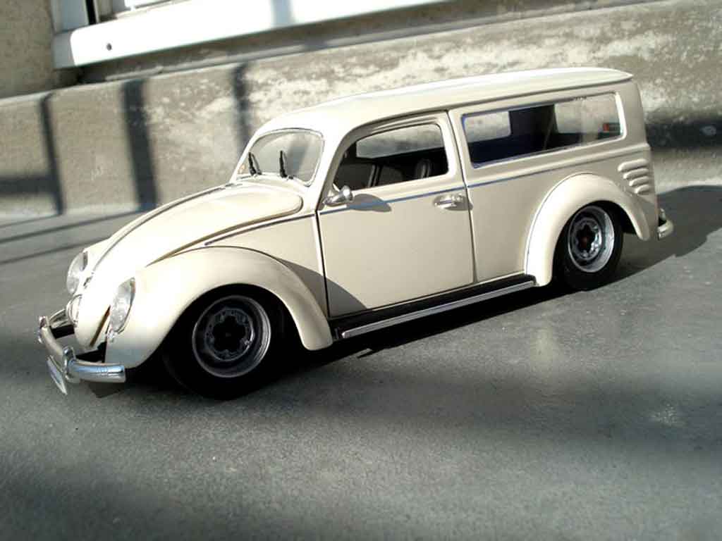 Volkswagen Kafer 1/18 Burago cox 1956 bestelbusje meeussen modelauto