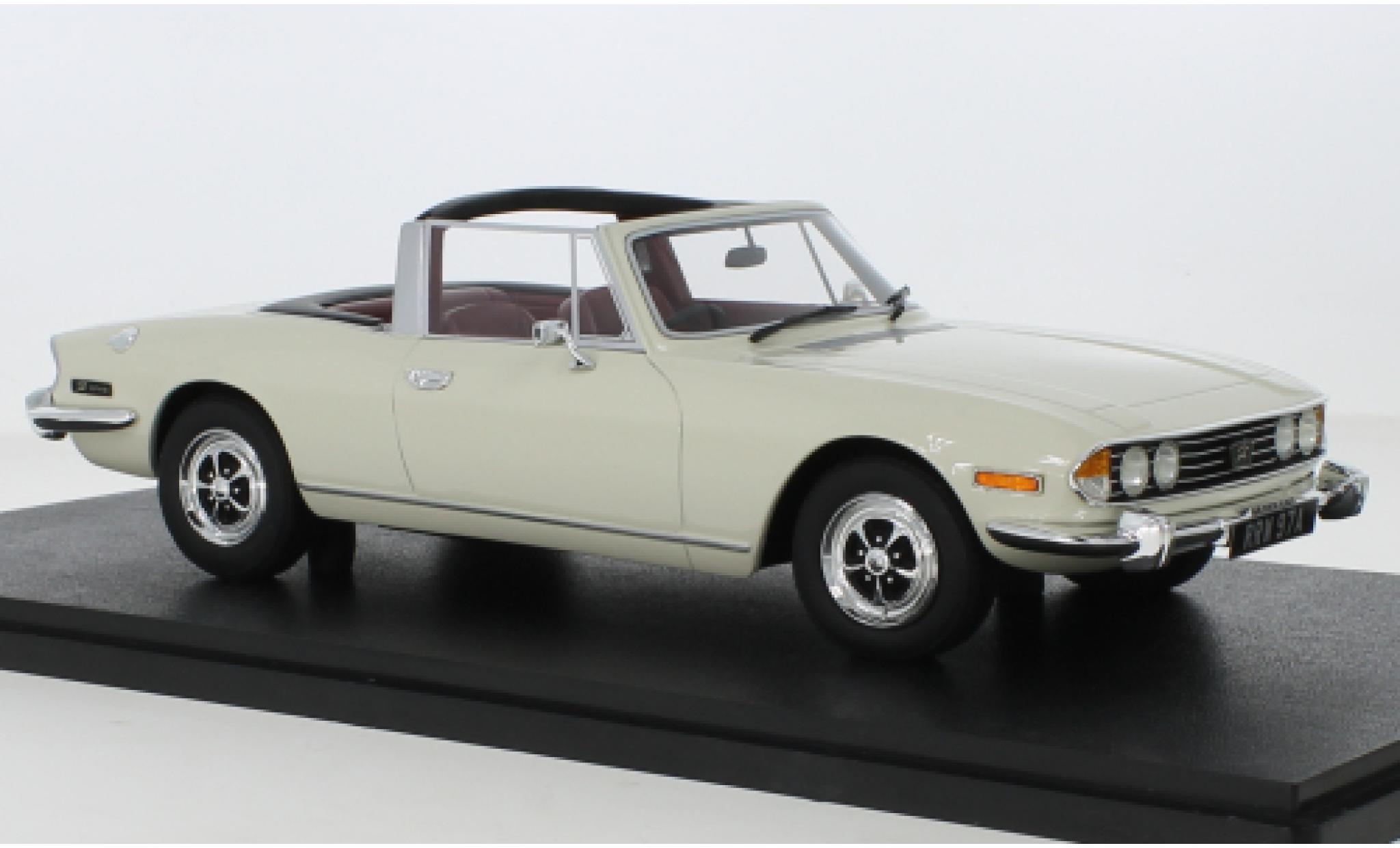 Triumph Stag 1/18 Cult Scale Models MkI wit RHD 1970 1:18 modelauto
