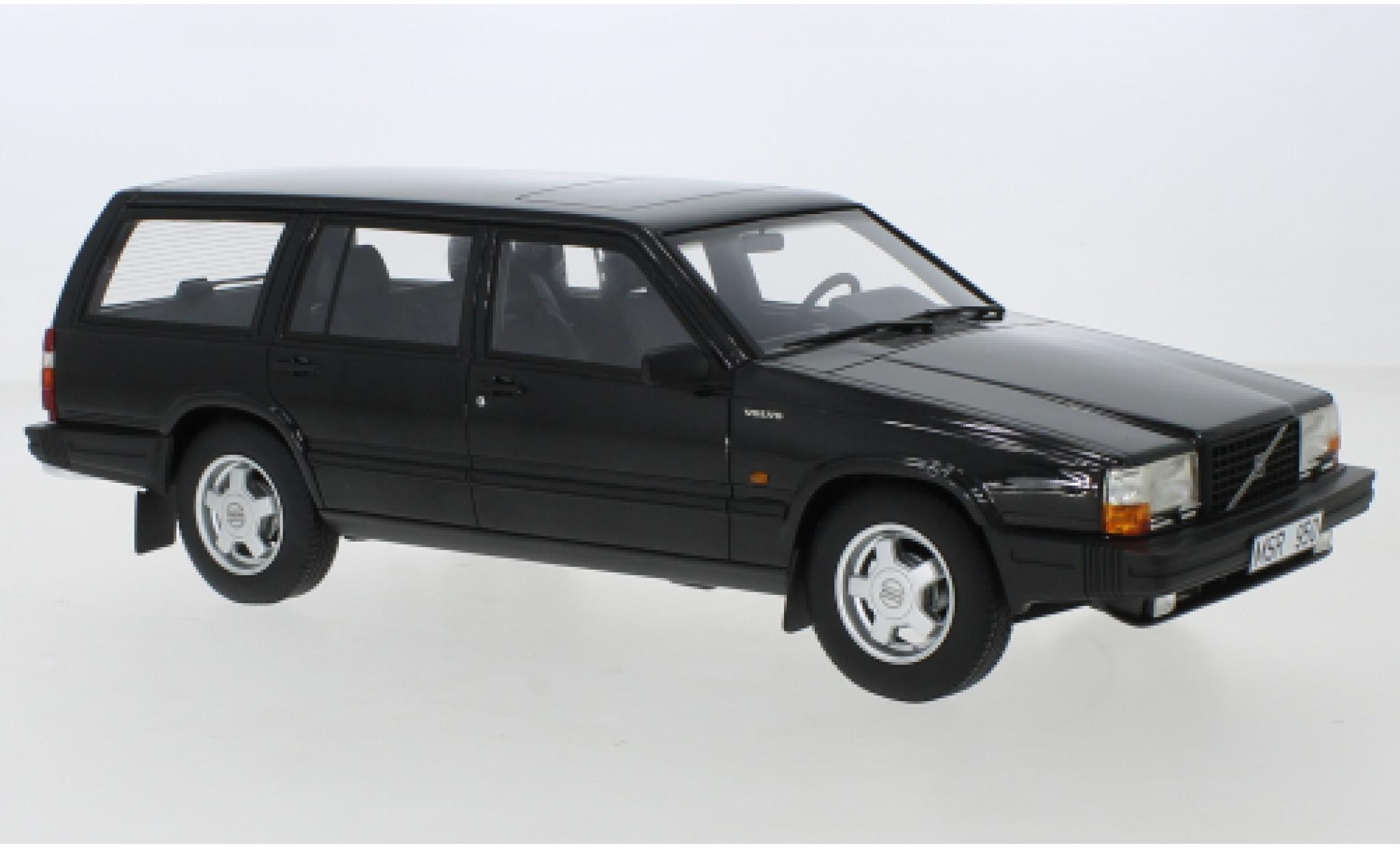 Volvo 740 1/18 Cult Scale Models Turbo Estate metallic zwart 1988 modelauto