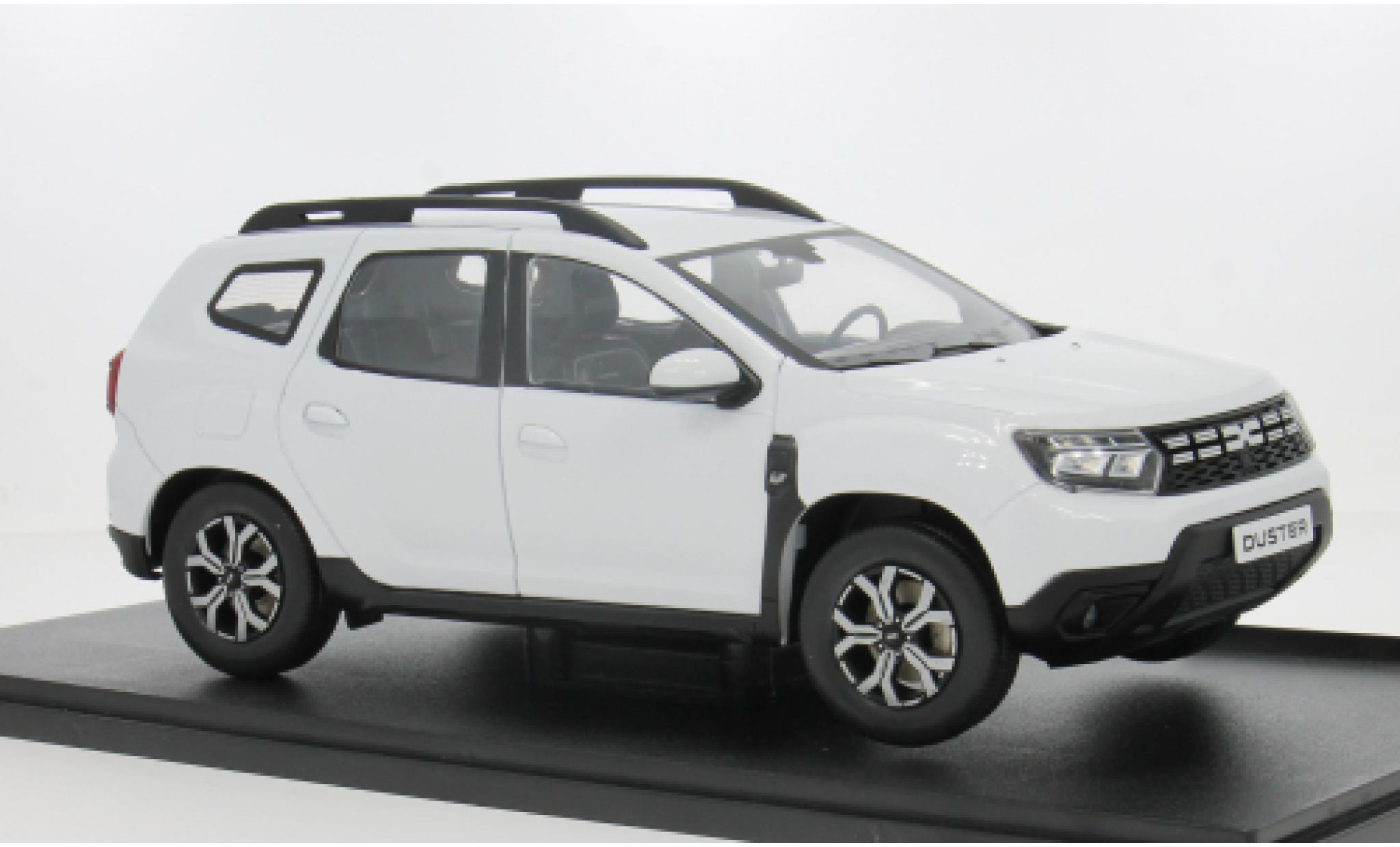 Dacia Duster 1/18 Solido PH 2.5 wit 2024 1:18 modelauto