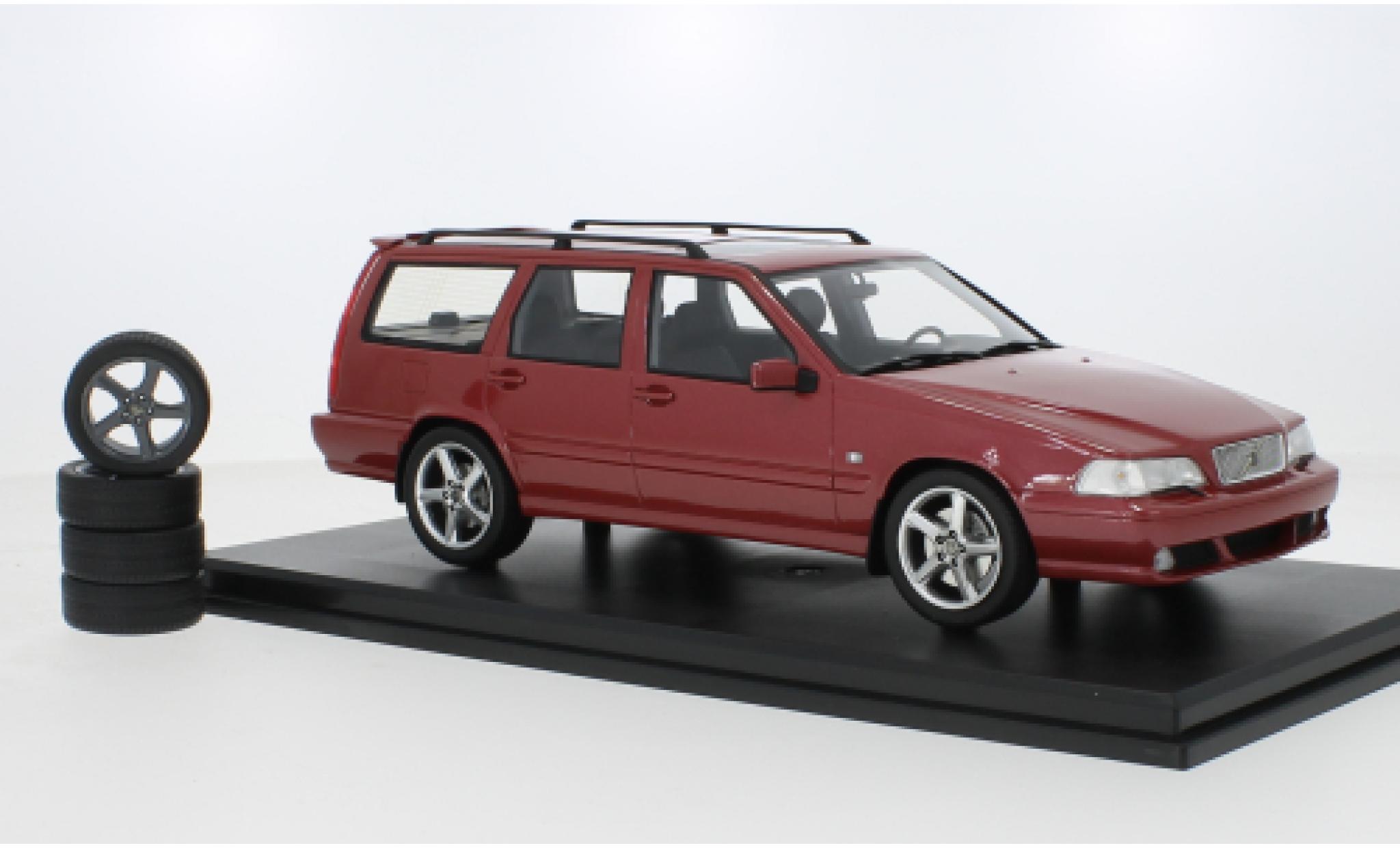 Volvo V70 1/18 DNA Collectibles P80 rood 1996 modelauto
