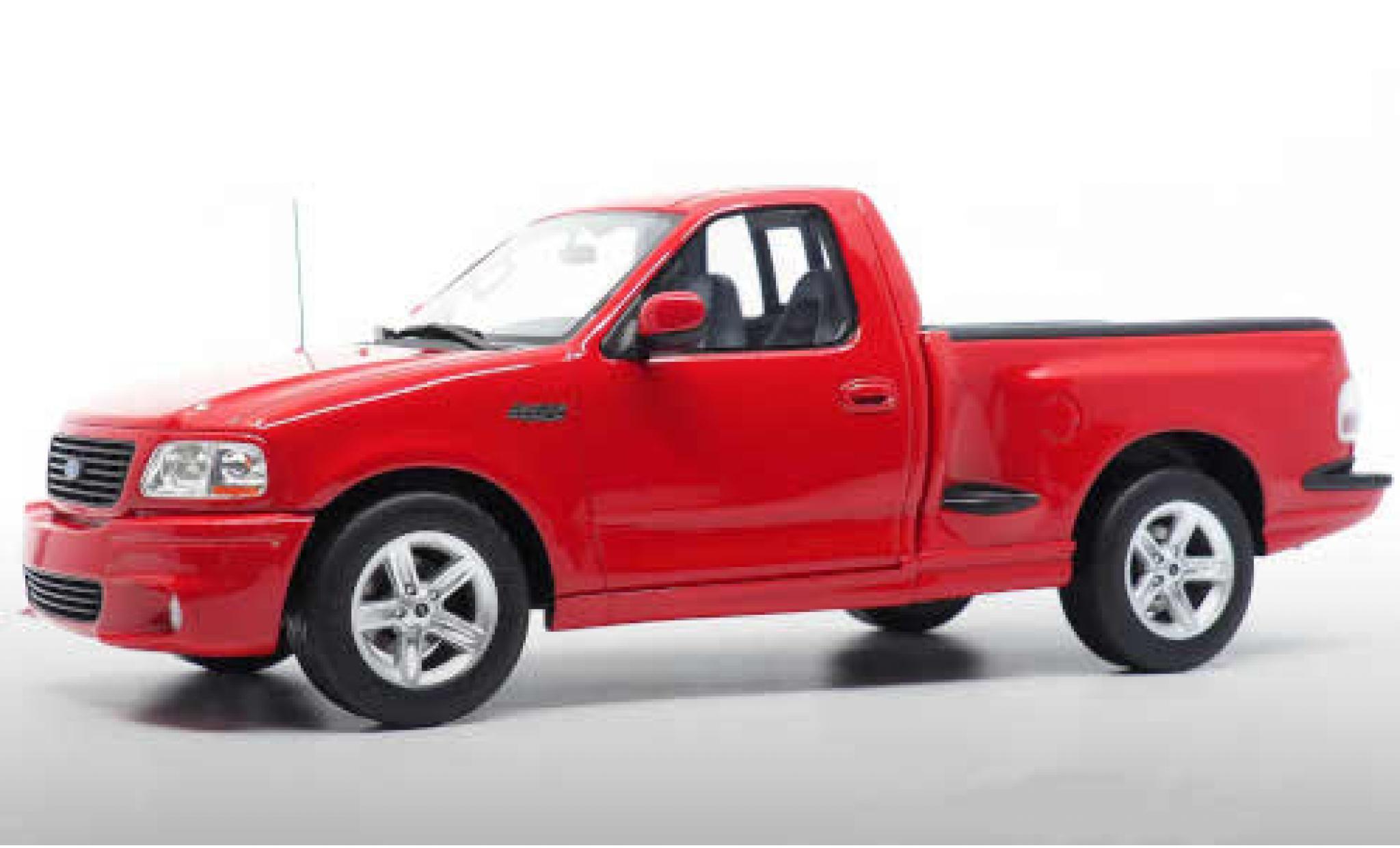 Ford F-1 1/18 DNA Collectibles 50 SVT Lightning rood 2003 modelauto
