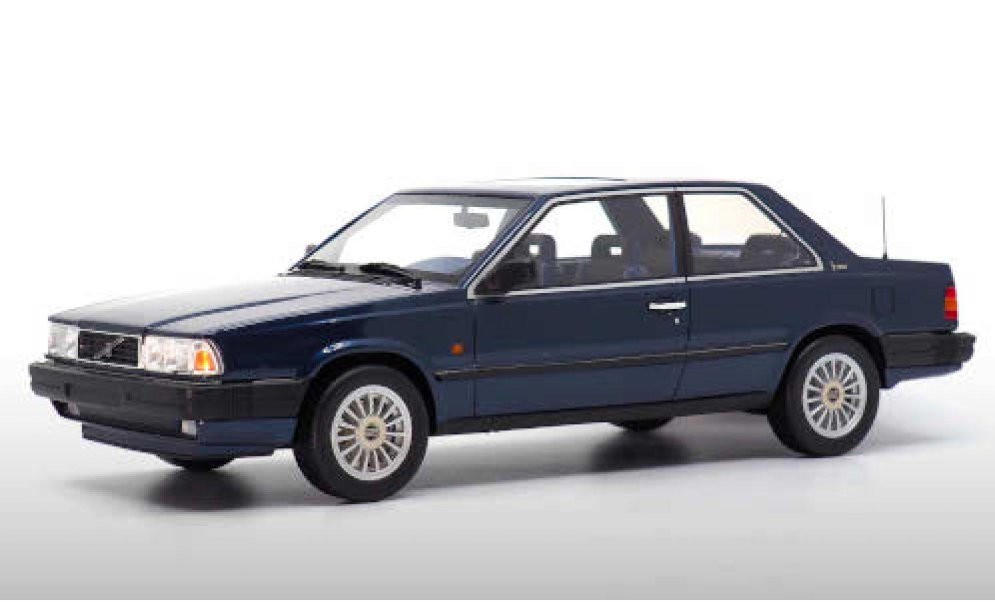 Volvo 780 1/18 DNA Collectibles metallic blauw 1986 modelauto