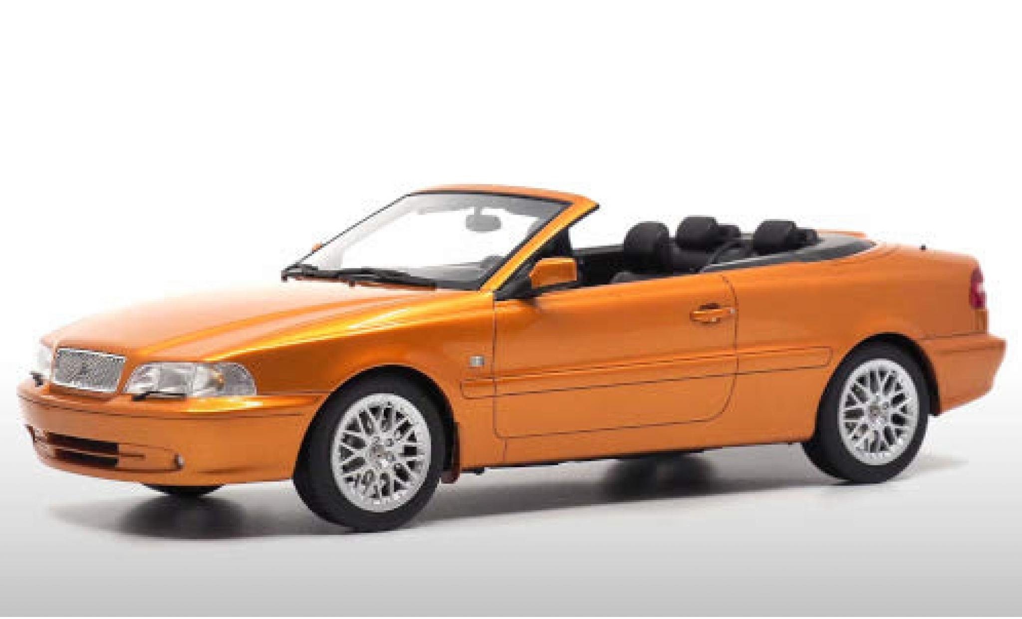 Volvo C70 1/18 DNA Collectibles Cabriolet metallic oranje modelauto