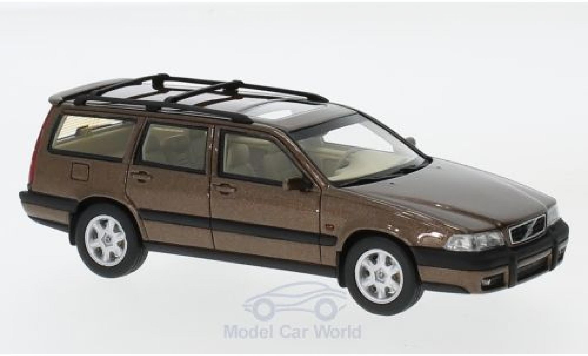 Volvo V70 1/43 DNA Collectibles XC metallic beige 1997 modelauto