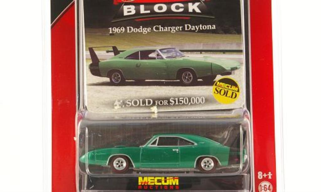 Dodge Charger Daytona 1/64 Greenlight Daytona grun 1969 modelauto