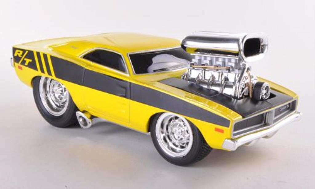 Dodge Charger 1/24 Maisto R/T geel/zwart 1969 modelauto