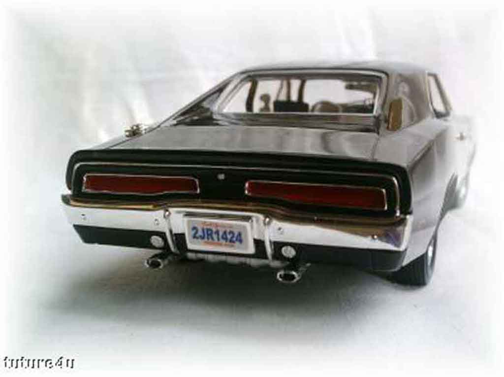 Dodge Charger 1970 fast and furious 1 1/18 Ertl