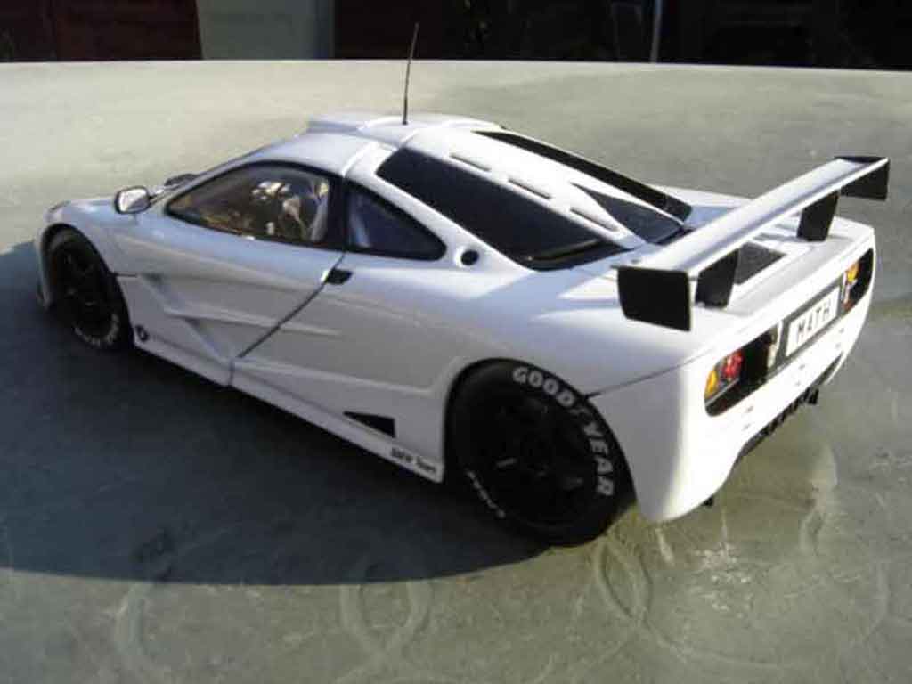 McLaren F1 GTR GTR wit 1/18 Ut Models