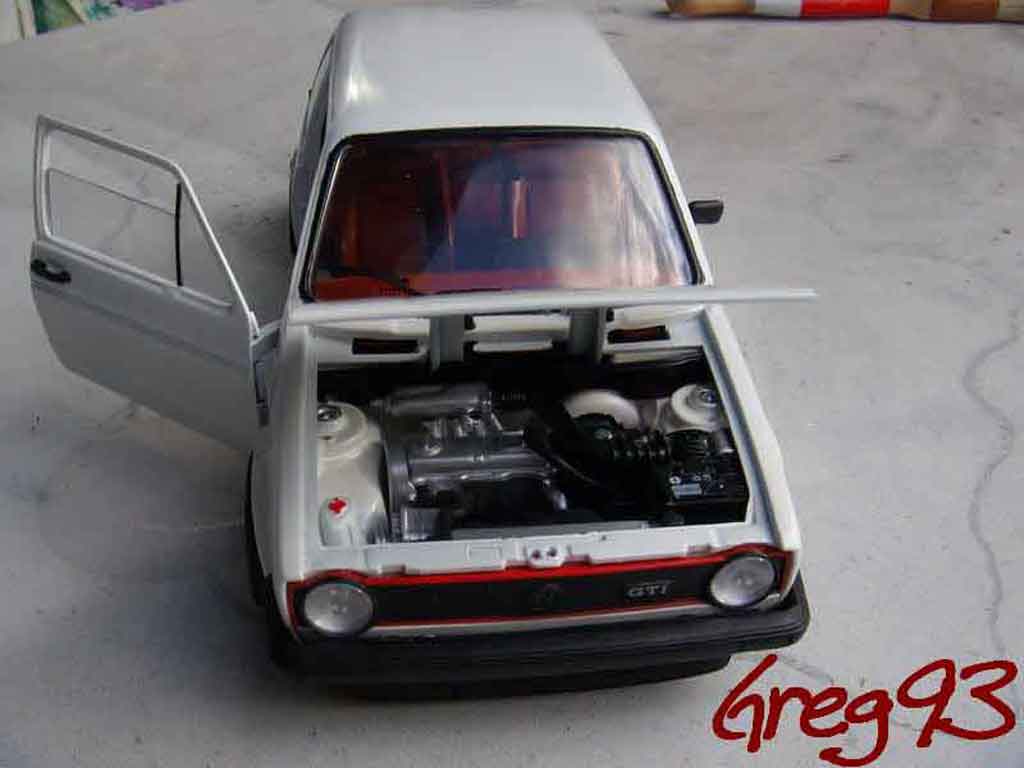 Volkswagen Golf GTI jantes ATS tuning wit 1/18 Solido
