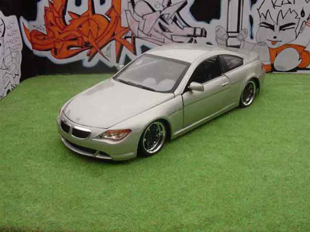 Bmw 645 E63 1/18 Hot Wheels E63 ci coupe couleur champagne dub style modelauto
